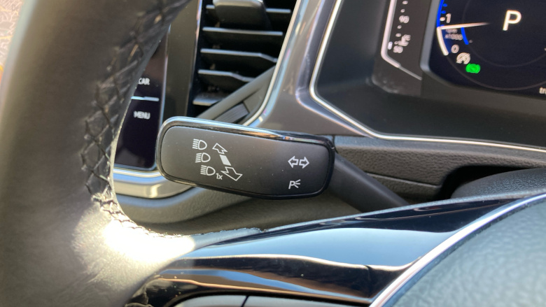 Volkswagen T-Roc 1.5 TSI EVO SEL 5dr DSG Petrol Hatchback